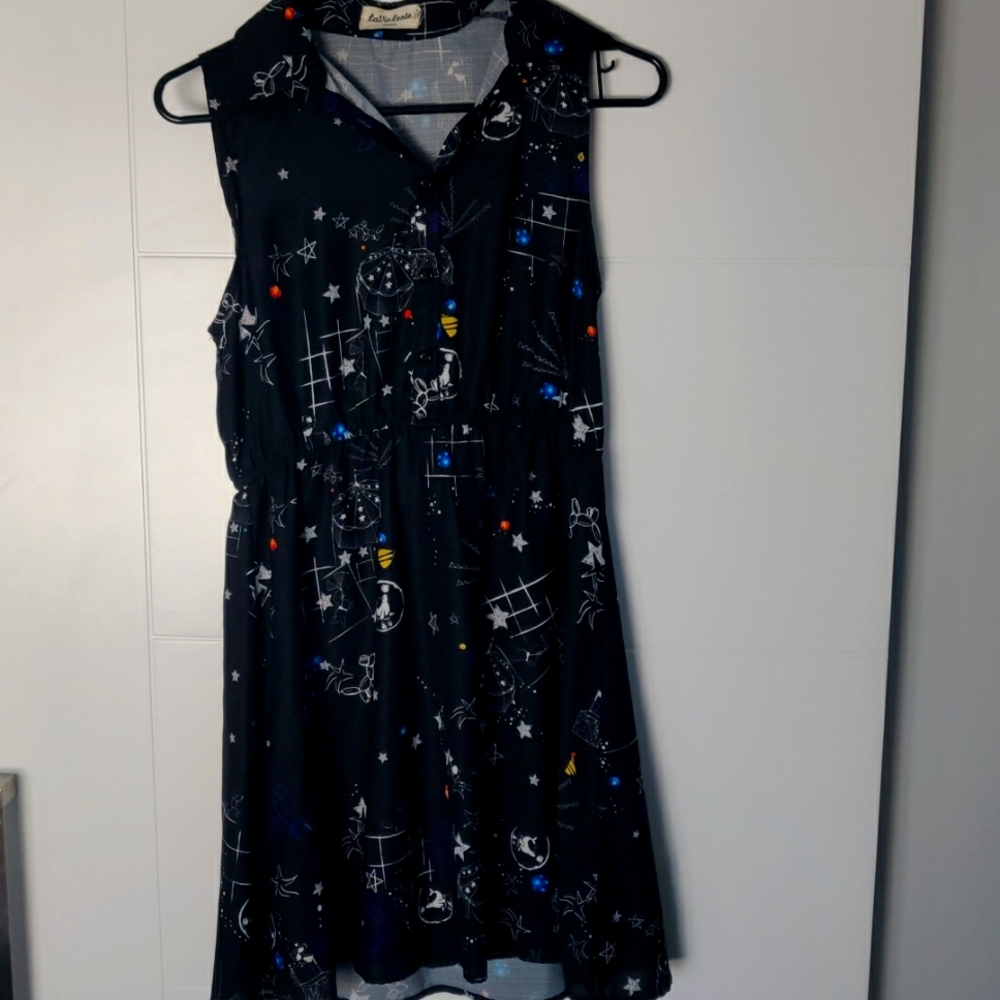 Sleeveless dress